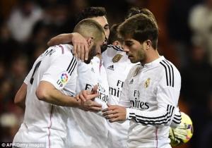 Real Madrid 2-0 Levante (Kết thúc): Giải toả bằng chiến thắng nhạt