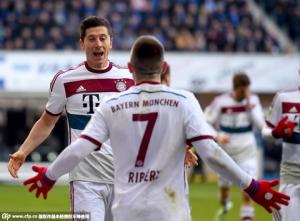 Bayern Munich lại thảm sát tại Bundesliga