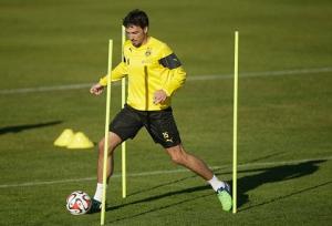 M.U phải mua gấp… Hummels?