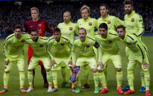 Trang phục màu vàng hợp “phong thủy” cho Barcelona