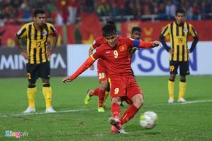 Công Vinh từng giúp ĐTVN thắng 9-0 trên sân cỏ nhân tạo