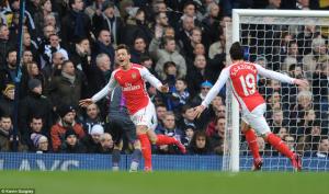 Dư âm Tottenham 2-1 Arsenal: Khi Wenger tự tay “hạ sát” hai số 10