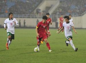 Công Phượng ngồi dự bị: Chuyện có gì mà ầm ĩ