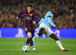 Siêu nhân Messi đá bay Man City khỏi Champions League
