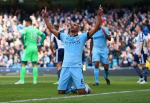 Được trọng tài giúp sức, ĐKVĐ Man City dễ dàng kiếm 3 điểm