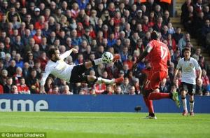 Mata nổ tưng bừng sau siêu phẩm để đời vào lưới Liverpool