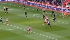 Video bàn thắng: Southampton 2-0 Burnley (Vòng 30 Premier League 2014/2015)