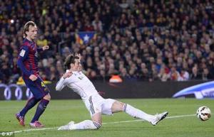 Trọng tài đã đúng khi từ chối bàn thắng của Gareth Bale ở trận Real thua Barca