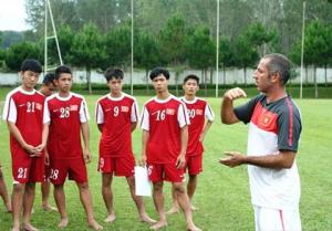 Học trò thầy Giôm đá đội tuyển thầy Mưu
