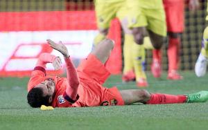Sergio Busquets có nguy cơ lỡ trận “Siêu kinh điển”