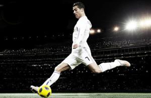 HLV Ancelotti “bảo kê” cho Ronaldo được sút phạt
