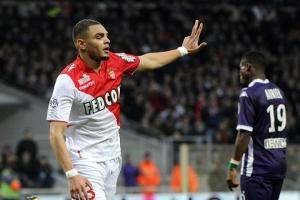 Lộ diện “siêu mục tiêu” nâng cấp cánh trái của Man City