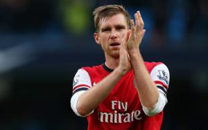 Arsenal vắng bóng thủ lĩnh cho trận đại chiến với Chelsea