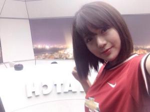 Hotgirl hâm mộ M.U gây sốt cộng đồng mạng sau derby thành Manchester