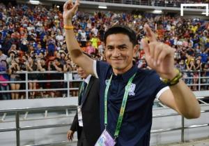 HLV Kiatisuk vui vì cùng bảng với tuyển Việt Nam tại vòng loại World Cup 2018