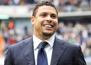 Tin Sốc! Ronaldo muốn sở hữu Messi