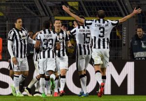 Fiorentina 0-3 Juventus: Nuôi mộng ăn ba