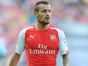 Tân binh Arsenal tiết lộ mong muốn rời Emirates