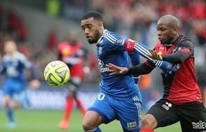 Liverpool quyết tâm theo đuổi “siêu tiền đạo” của Lyon