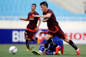 Công Vinh tỏa sáng, tuyển quốc gia thắng đội U23 Việt Nam 3-0