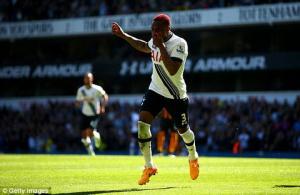 Năm bàn thắng đẹp nhất vòng 37 Premier League 2014-2015