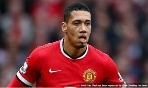 HLV Van Gaal giải thích lý do bổ nhiệm Smalling làm Quỷ đầu đàn