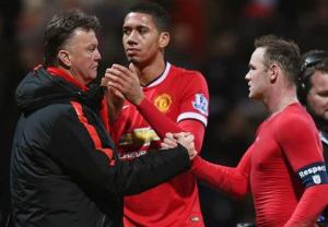 Van Gaal “Để Rooney đeo băng thủ quân là quyết định sáng suốt”
