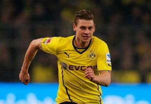 Barca sang Đức tìm người thay thế Alves