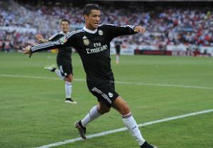 Ronaldo sắp bắt kịp thành tích ghi bàn của “mũi tên bạc” Di Stefano