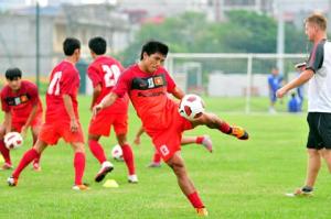 HLV Miura triệu tập gà son thế chỗ Thành Lương