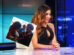 Huyền thoại Ronaldinho nhìn chằm chằm vào ngực khủng của người đẹp