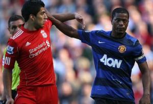 Nhắc lại thù xưa với Suarez, Evra sớm hâm nóng đại chiến