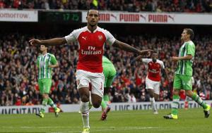 Video clip bàn thắng: Arsenal 1-0 Wolfsburg (Emirates Cup 2015)
