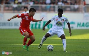 HLV Graechen đổ lỗi trọng tài sau trận hòa Hải Phòng