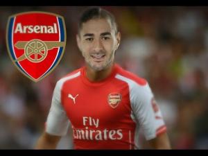 Siêu hot: Nhận 50 triệu bảng, Real để Benzema tới Arsenal kiểm tra y tế!