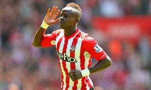 Southampton sẽ bán Mane cho M.U nếu...