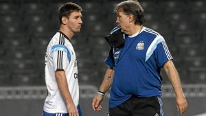 Martino bác bỏ tin đồn Messi chia tay ĐT Argentina