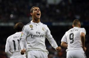 Vì sao Benitez nên biến CR7 thành… CR9