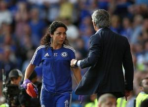 Đáng xấu hổ: Mourinho đổ lỗi trận hòa của Chelsea lên nữ bác sĩ Eva Carneiro