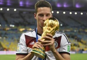 Draxler tiết lộ lí do đầu quân cho Wolfsburg thay vì M.U hay Arsenal