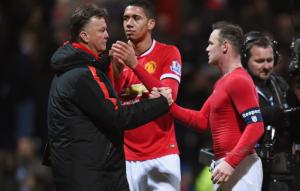 Hàng công M.U: Đã đến lúc Van Gaal trả lại cho Rooney vị trí số 10