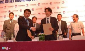 Vì sao VFF giữ chân huấn luyện viên Miura?