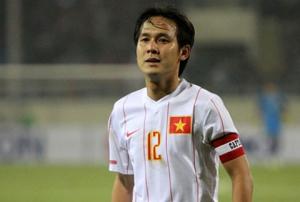 Tiền vệ Minh Phương chính thức khởi đầu sự nghiệp huấn luyện