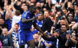 Diego Costa "tỏa sáng", Chelsea oai hùng đả bại đại kình địch Arsenal trong thế "11 đánh 9"