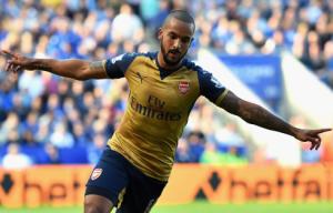 Phát hiện: Walcott đã ghi tới 12 bàn thắng trong 13 lần đá chính gần nhất tại NHA