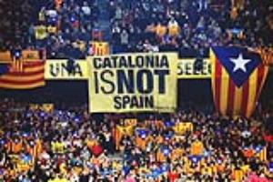 Barca bị UEFA sờ gáy sau trận thắng nhọc trước Leverkusen