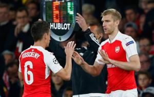 Sao Arsenal bỏ lỡ đại chiến với Man United