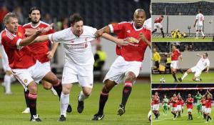 Video clip bàn thắng: Huyền thoại M.U 4-2 Huyền thoại Liverpool