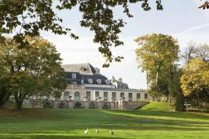 Lộ “đại bản doanh” đẳng cấp quốc tế của ĐT Anh tại Euro 2016