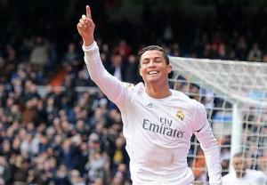 Ronaldo: "Tôi thích làm việc với Zidane hơn Benitez"